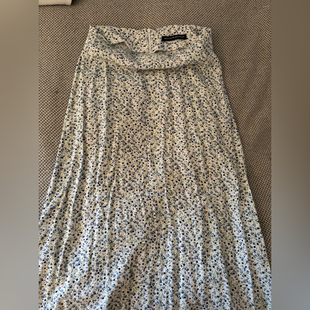 Brandy Melville blue and white floral skirt